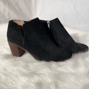 Lucky Brand women’s black booties, size 9.